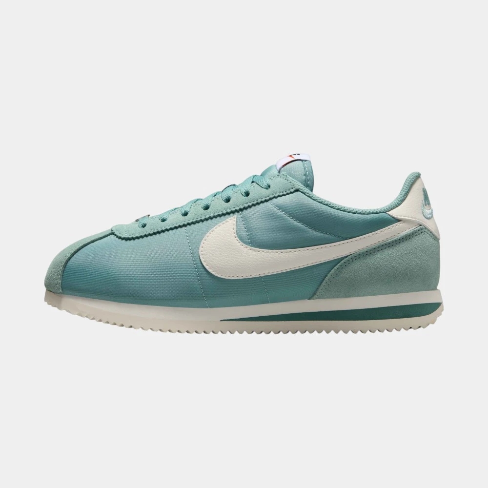 кроссовки cortez