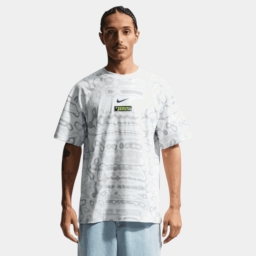 u nsw tee lse am day aop